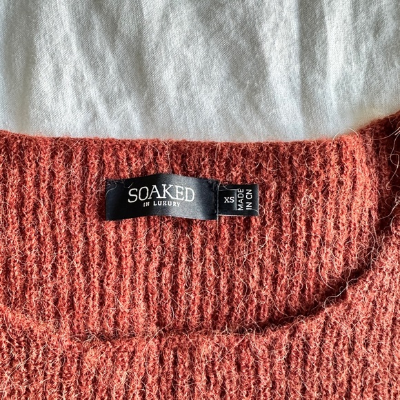 Elegant Women's Burnt Orange Sweater - Picture 2 of 4